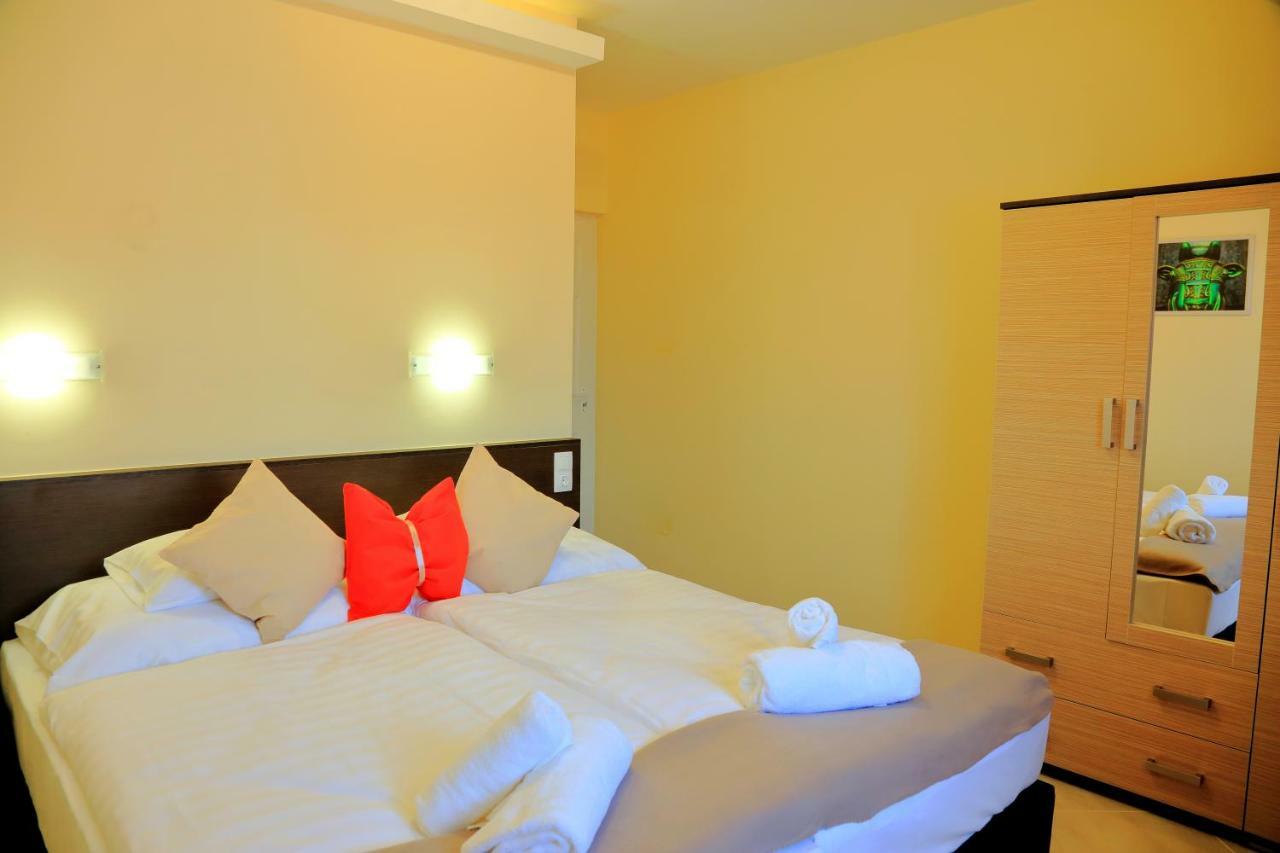 Maria Apartman Pécs Exterior foto